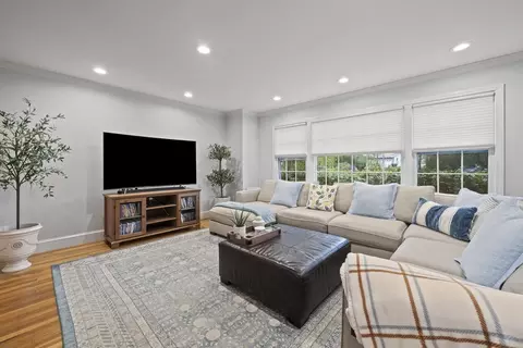 Living - 30 Mallard Dr, Sharon, MA 02067 photo 1 of 5