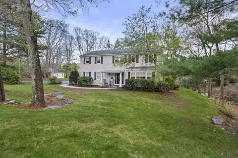 Exterior - 30 Mallard Dr, Sharon, MA 02067 photo 2 of 6