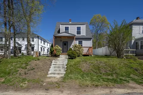 62 Frankfort St, Fitchburg, MA 01420