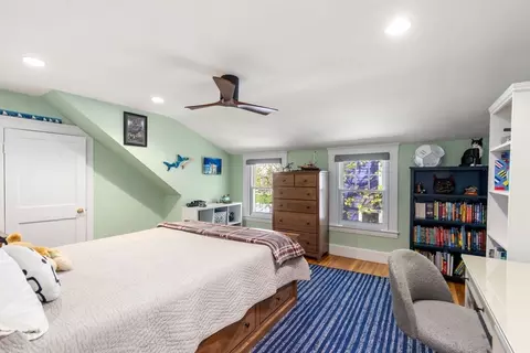 11 Fairlawn St, Needham, MA 02492 photo 21
