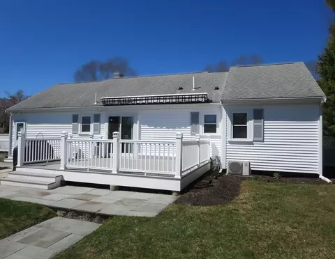 136 Sheaffer Rd, Centerville, MA 02632 photo 3
