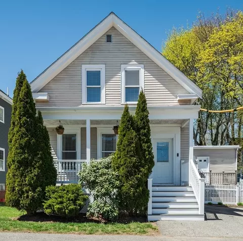 3 Pond St, Stoneham, MA 02180