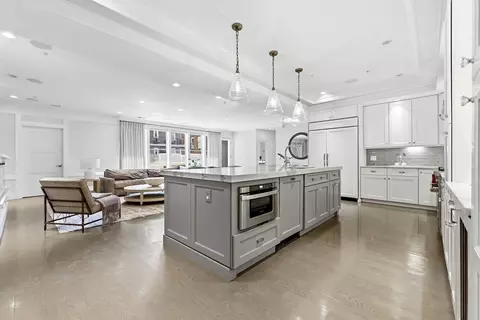 621 E First St #A-5, Boston, MA 02127