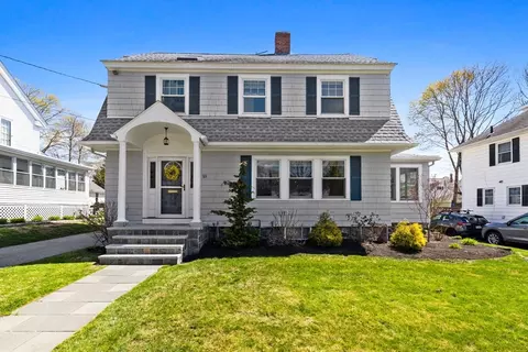 13 Pasho St, Andover, MA 01810