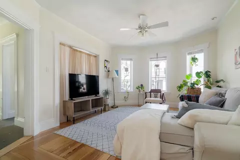 26 Princeton St #26, Medford, MA 02155