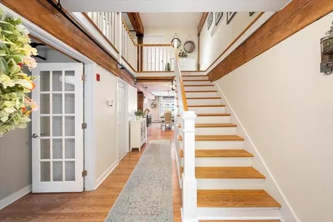 240 Jackson St #314, Lowell, MA 01852