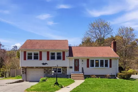 5 Manning Rd, Dedham, MA 02026