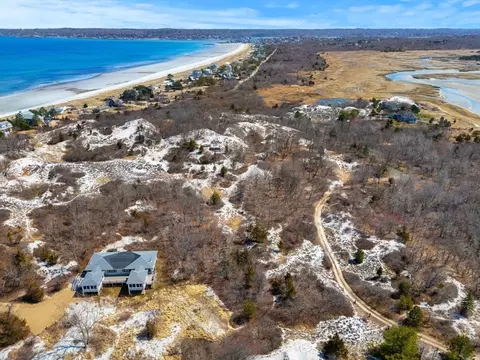 19 Two Penny Ln, Gloucester, MA 01930 photo 8