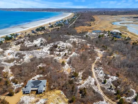 19 Two Penny Ln, Gloucester, MA 01930 photo 9