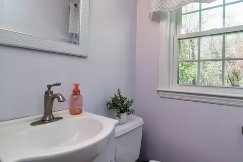 15 Maple Ln, Framingham, MA 01702 photo 17