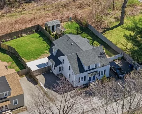 32 Harkaway Rd #32, North Andover, MA 01845