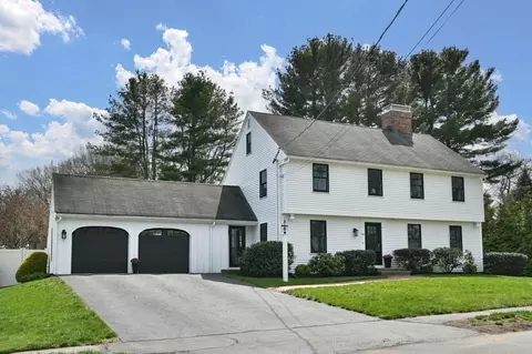 24 Indian Tree Ln, Reading, MA 01867