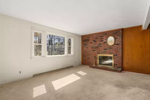Living - 42 Martin Bates St, Dedham, MA 02026 photo 4 of 5