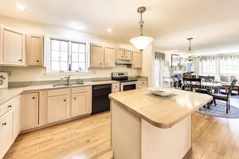 Kitchen - 101 River Rd, Hanover, MA 02339 photo 1 of 2