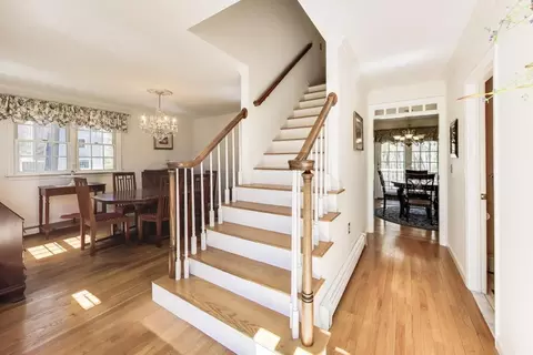 Entry Way - 101 River Rd, Hanover, MA 02339 photo 2 of 5