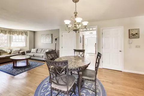 Dining - 101 River Rd, Hanover, MA 02339 photo 2 of 4