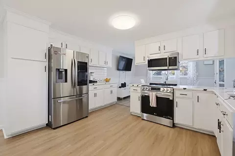 7 Miscoe Rd, Worcester, MA 01604 photo 5