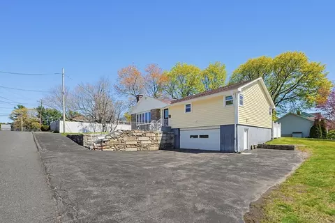 7 Miscoe Rd, Worcester, MA 01604 photo 2