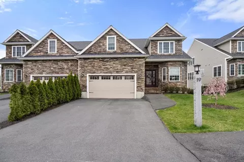 19 Cape Club Dr #19, Sharon, MA 02067
