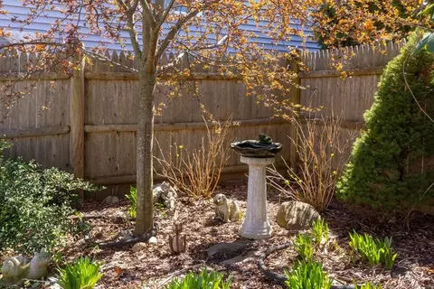 220 Hillside Ave, Arlington, MA 02476 photo 31