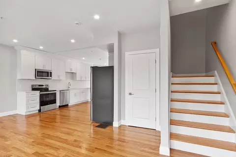 10 Windsor St #C, Worcester, MA 01605 photo 16