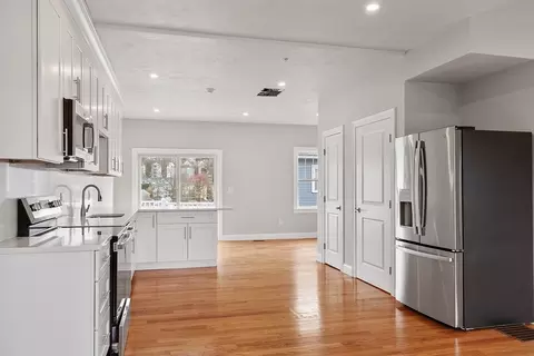 10 Windsor St #C, Worcester, MA 01605 photo 11