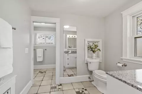 Bath - 54 Pratt St, Reading, MA 01867 photo 3 of 3