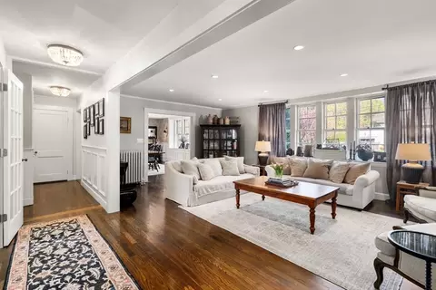 16 Denton Rd, Wellesley, MA 02482 photo 5