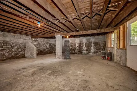11 Glendale St, Easthampton, MA 01027 photo 34