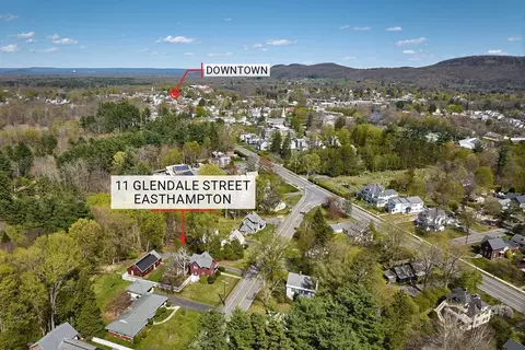 11 Glendale St, Easthampton, MA 01027 photo 3