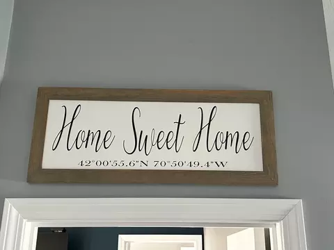 Entry Way - 6 Upton St, Hanson, MA 02341 photo 1 of 1