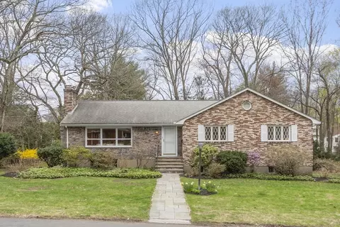 30 Fairbanks Rd, Lexington, MA 02421