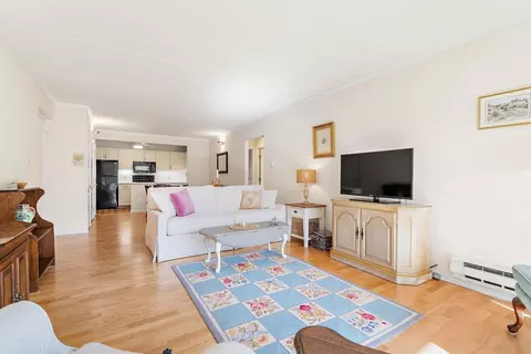 100 Lexington St #A2, Belmont, MA 02478