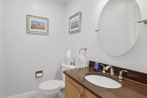 Bath - 31 Blithewood Ave #701, Worcester, MA 01604 photo 1 of 2