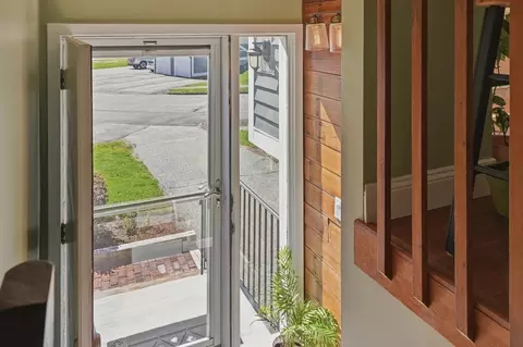 Entry Way - 31 Blithewood Ave #701, Worcester, MA 01604 photo 1 of 1