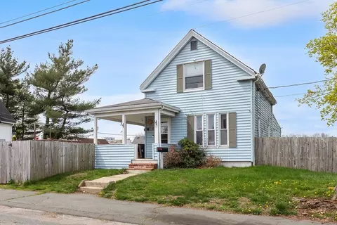 75 Auburn St, Brockton, MA 02302
