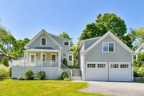 36 Stockbridge St, Cohasset, MA 02025