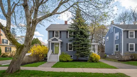 135 Essex St, Beverly, MA 01915