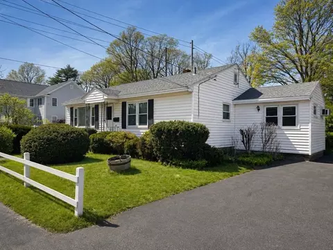 85 Kilmer Ave, Taunton, MA 02780