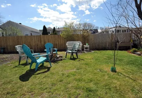 Exterior - 12 L St, Hull, MA 02045 photo 6 of 8