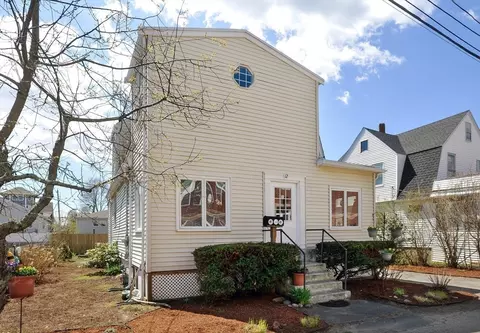Exterior - 12 L St, Hull, MA 02045 photo 2 of 8