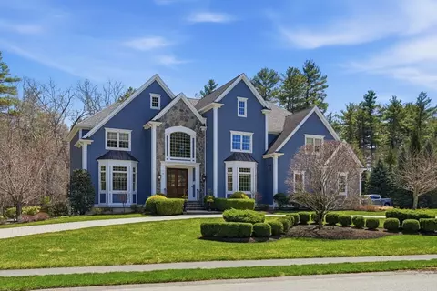 9 Ross Ln, Middleton, MA 01949