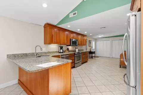 52 Coolidge Rd, Danvers, MA 01923 photo 11