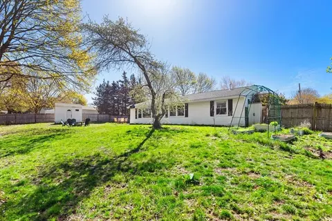 52 Coolidge Rd, Danvers, MA 01923 photo 27
