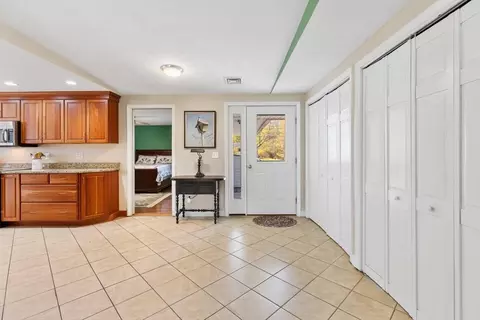 52 Coolidge Rd, Danvers, MA 01923 photo 8