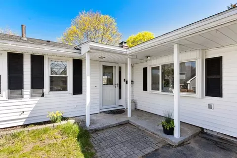 52 Coolidge Rd, Danvers, MA 01923 photo 2