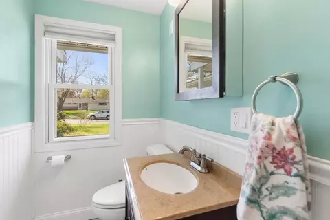 52 Coolidge Rd, Danvers, MA 01923 photo 18