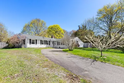 52 Coolidge Rd, Danvers, MA 01923 photo 28
