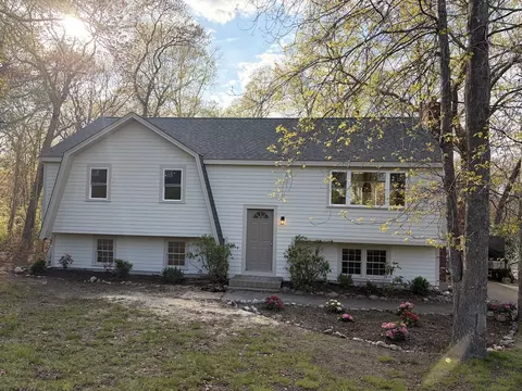39 Heather Dr, Plymouth, MA 02360
