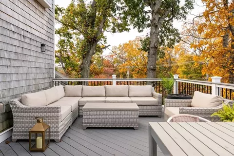 Exterior - 255 Elm St, Marshfield, MA 02050 photo 9 of 10
